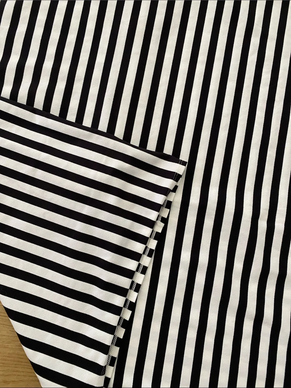 lululemon athletica Black & White Striped Infinity Scarf with Gold Accent